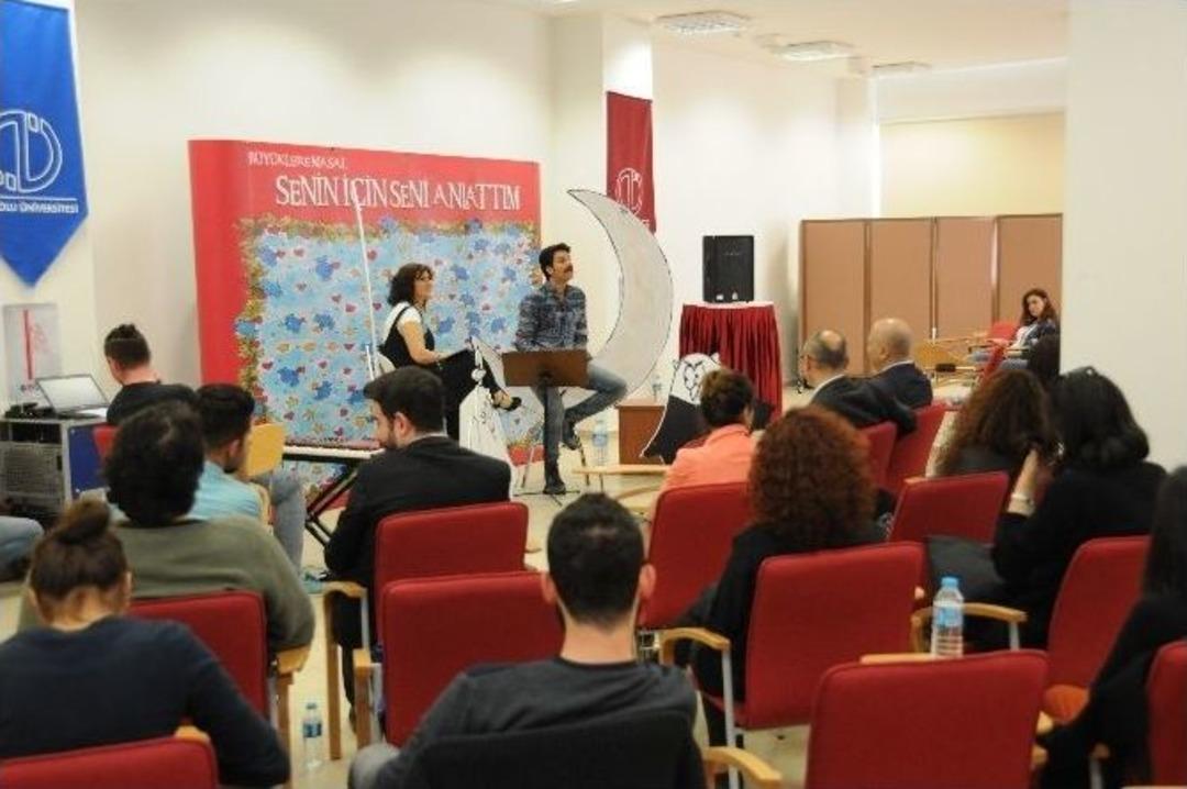 Anadolu &Uuml;niversitesi&rsquo;nde &rsquo;b&uuml;y&uuml;klere Masallar Akustik S&ouml;yleşisi&rsquo;