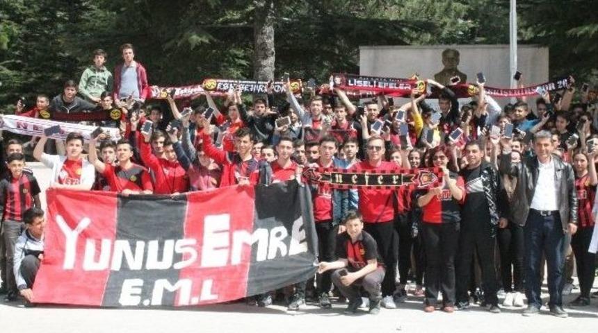 Liselilerden Eskişehirspor&rsquo;a Destek