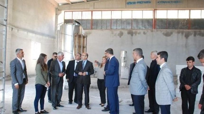 Vali Demirtaş, Kuru Dut Paketleme Tesislerini Gezdi