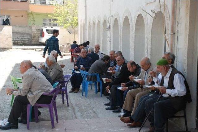 Park Hospital’den Kutlu Doğum Pilavı