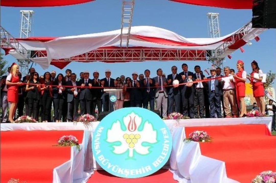 Manisa B&uuml;y&uuml;kşehir&rsquo;den Salihli&rsquo;ye Hizmet Ş&ouml;leni