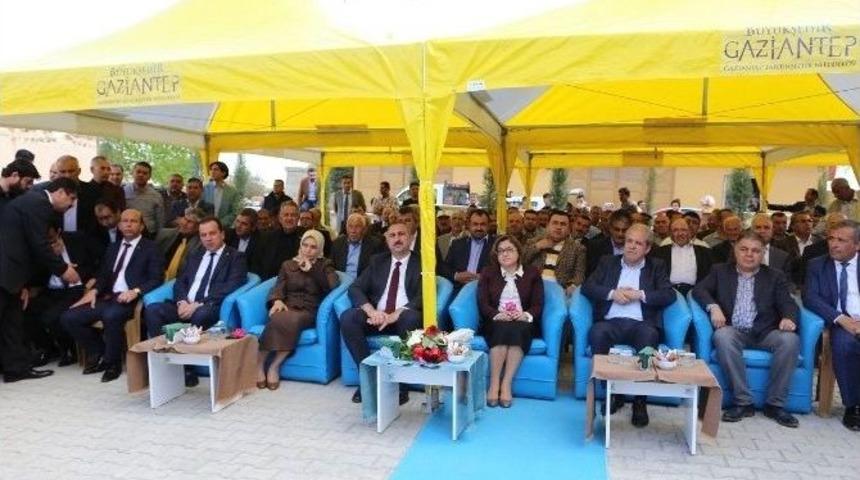 Oğuzeli&rsquo;ne Yapılan Sosyal Tesis T&ouml;renle Hizmete Girdi