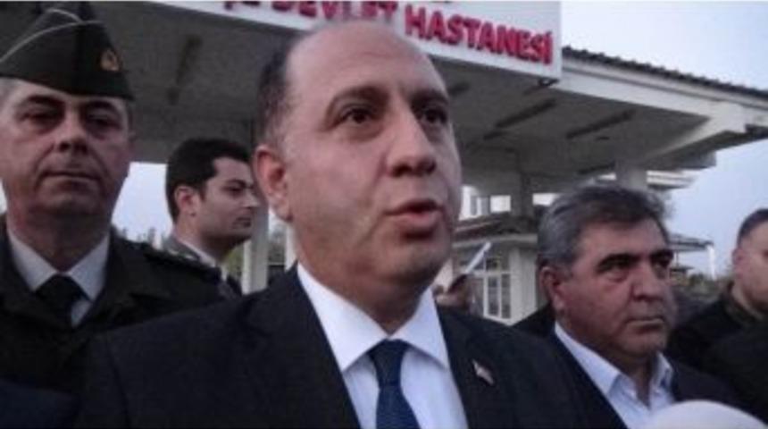 Amasya Valisi: &ldquo;&ccedil;atı U&ccedil;arak Mahkumların &Uuml;zerine D&uuml;şt&uuml;, 81 Yaralı Var&rdquo;
