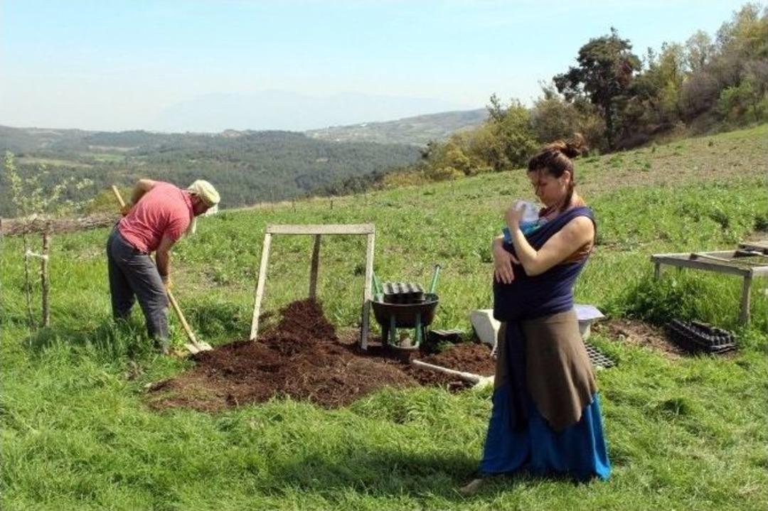 (&ouml;zel) Doğaya G&ouml;bekten Bağlılar