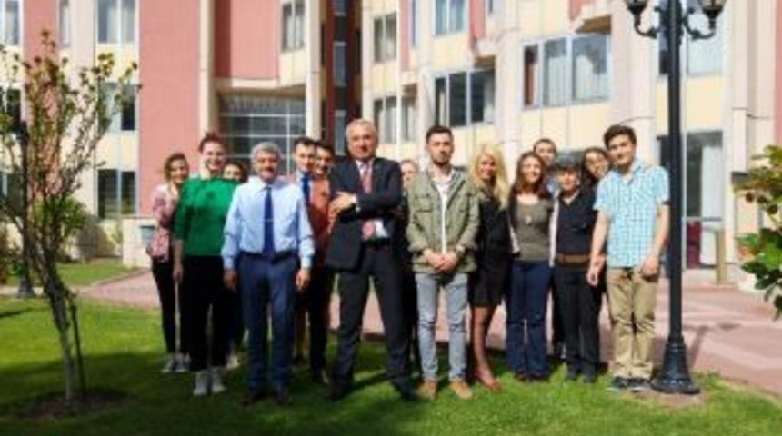 Tsk Eğitim Vakfı&rsquo;ndan Şehit &Ccedil;ocuklarına Destek