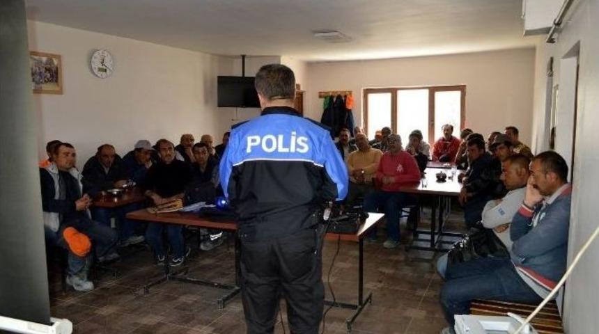 İzzetpaşa Mahallesinde Huzur Toplantısı Yapıldı