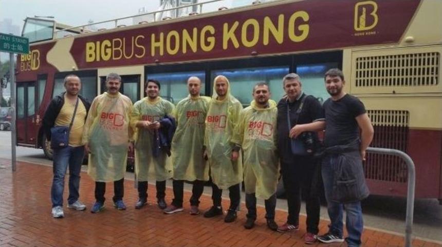 D&uuml;zceli Gen&ccedil; İş Adamları &Ccedil;in&rsquo;de