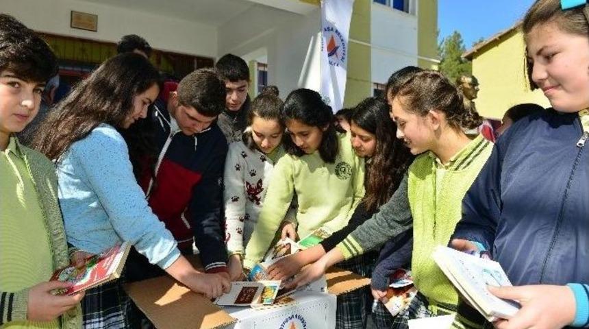 Muratpaşa&rsquo;dan 21 K&ouml;y Okuluna 5 Bin 200 Kitap
