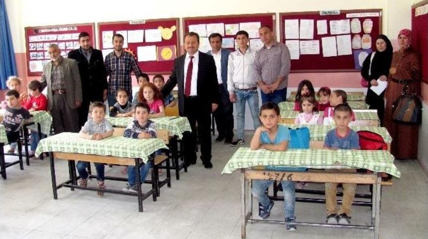 Suriyeli &Ccedil;ocuklar İ&ccedil;in Ge&ccedil;ici Eğitim Merkezi A&ccedil;ıldı