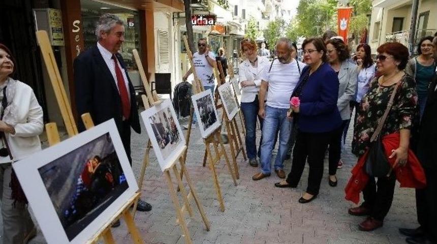 Konak&rsquo;ta D&uuml;nya Sanat G&uuml;n&uuml;n Etkinlikleri