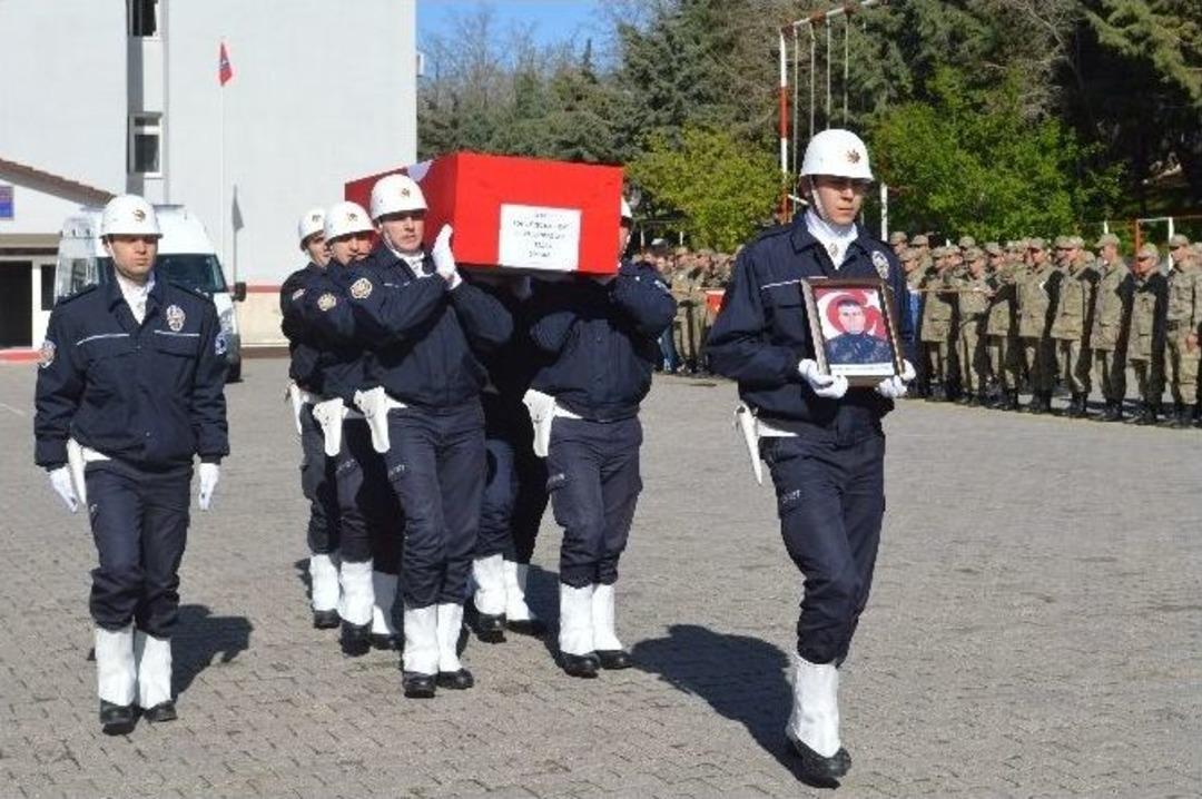 Şırnak Şehidi İ&ccedil;in Uğurlama T&ouml;reni