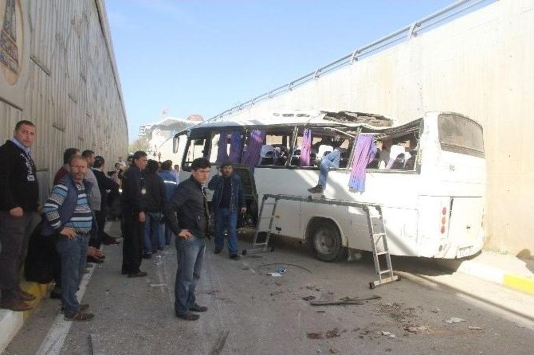 Bolu&rsquo;da Servis Aracı Kaza Yaptı: 3&rsquo;&uuml; Ağır 20 Yaralı