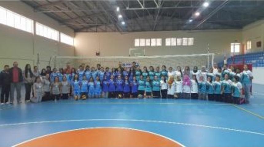 Voleybol Yıldız Kızlar Şampiyonu Belli Oldu