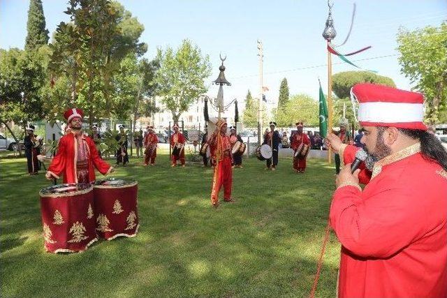 Torbalı’da İlgi Çeken Kutlu Doğum Açılışı