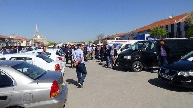 Silah, Tüfek Ve Bıçaklar Konuştu: 17 Yaralı