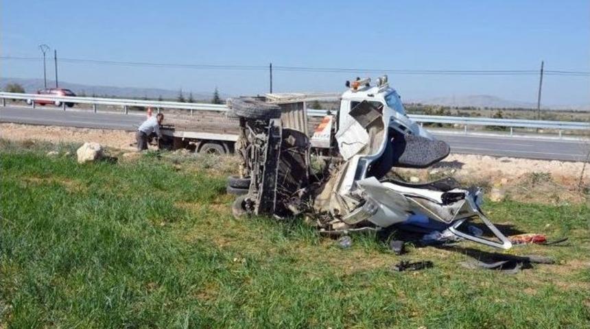 Karaman&rsquo;da Trafik Kazası: 1 Yaralı