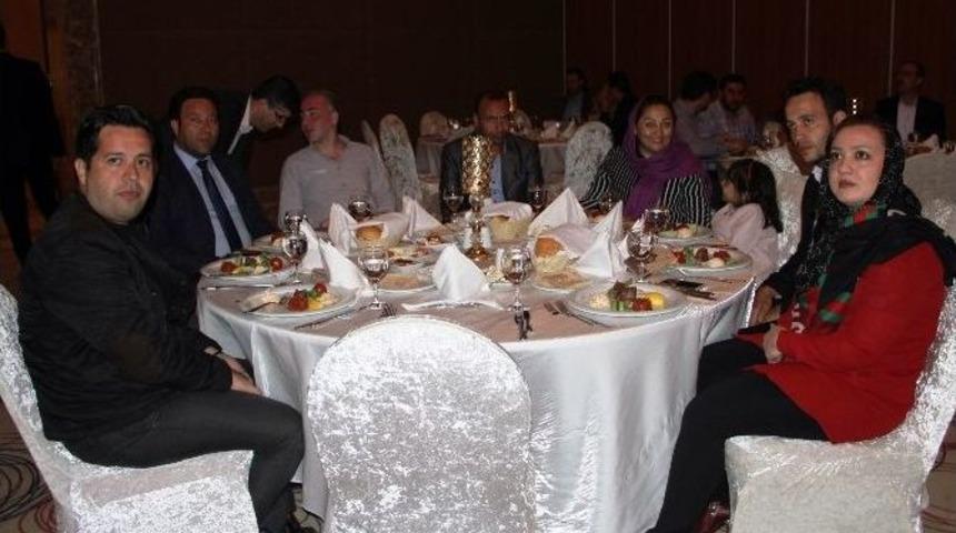 İran Heyeti Hilton’da