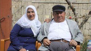 (özel Haber) 53 Yıldır Hiç Görmediği Kız Kardeşini Arıyor