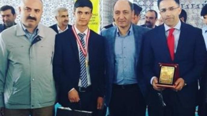 Ezanı G&uuml;zel Okuma Yarışmasında Hakkari Aiml B&ouml;lge Birinci Oldu