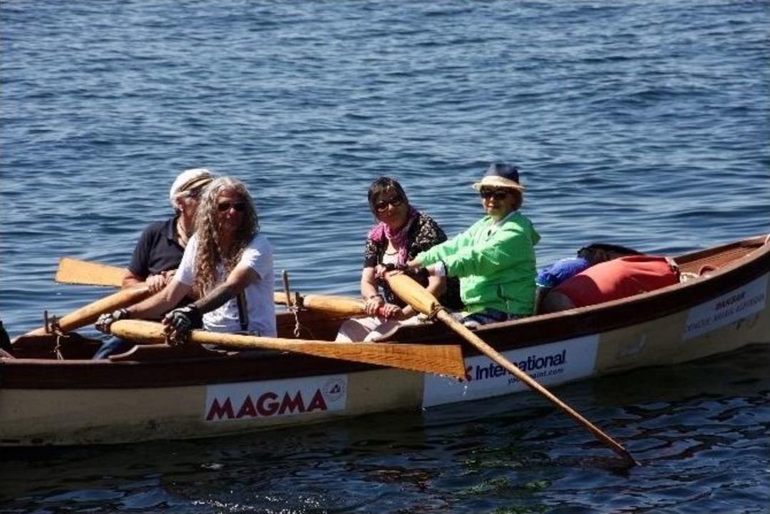80 Yıllık Kayıkla İstanbul&rsquo;dan &Ccedil;anakkale&rsquo;ye K&uuml;rek &Ccedil;ekecekler