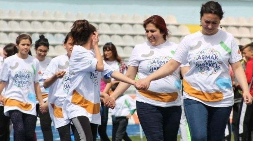 Dp&uuml; Soyadt, &rsquo;aşmak İ&ccedil;in Hareket&rsquo; Organizasyonuna Katıldı