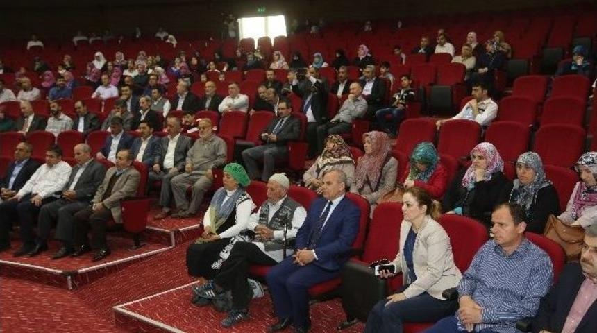 Torbalı&rsquo;da Tevhid Konulu Panelde Kardeşlik Mesajı