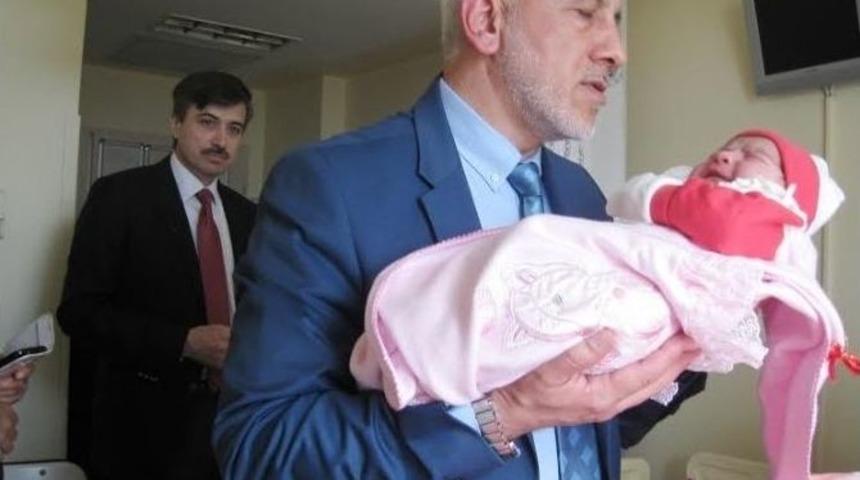 Serikli &Ccedil;ift M&uuml;ft&uuml;n&uuml;n İsim &Ouml;nerisini Geri &Ccedil;evirmedi