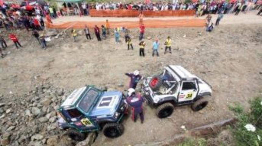 Trial&rsquo;in Kalbi &Ccedil;an&rsquo;da Atacak