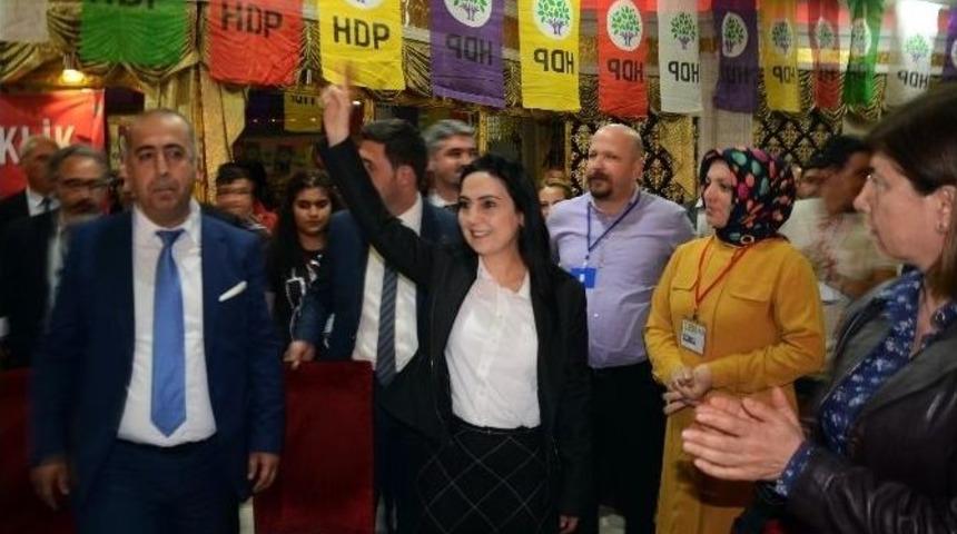 Hdp Eş Başkanı Figen Y&uuml;ksekdağ: