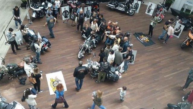 Harley-davıdson Hayranları Sergide Buluştu