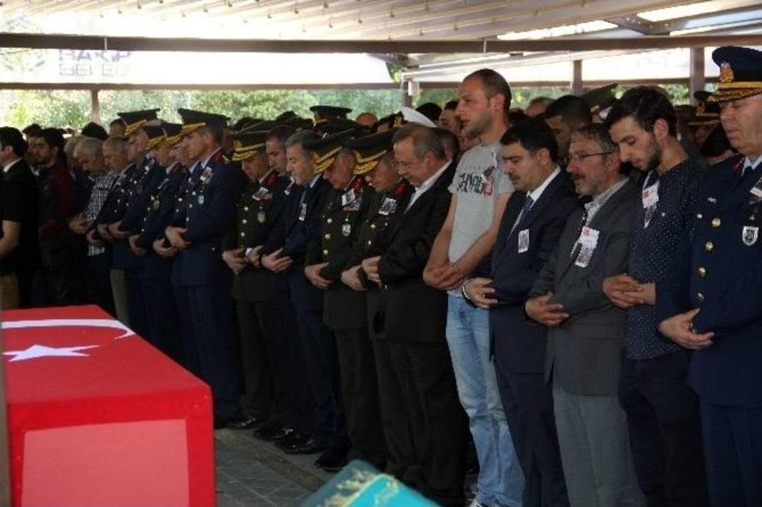 Şehit Er Mustafa &Ouml;zel, Son Yolculuğuna Uğurlandı