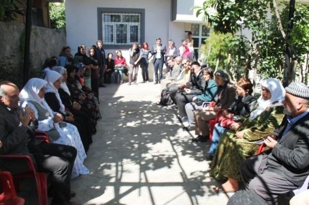 Emep Genel Başkanı G&uuml;rkan: &ldquo;chp, Kritik D&ouml;nemlerde Ak Parti&rsquo;ye G&uuml;&ccedil; Veren Politikalar Y&uuml;r&uuml;t&uuml;yor&rdquo;