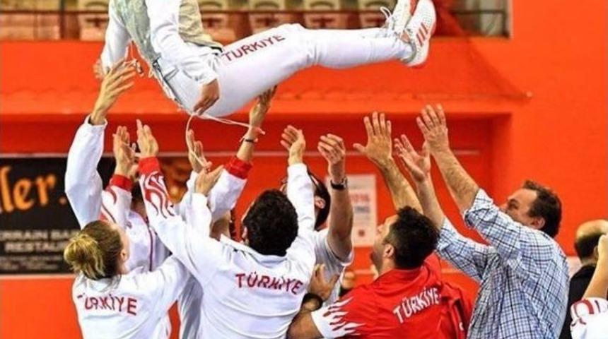 Eskrimde Tarihi Başarı