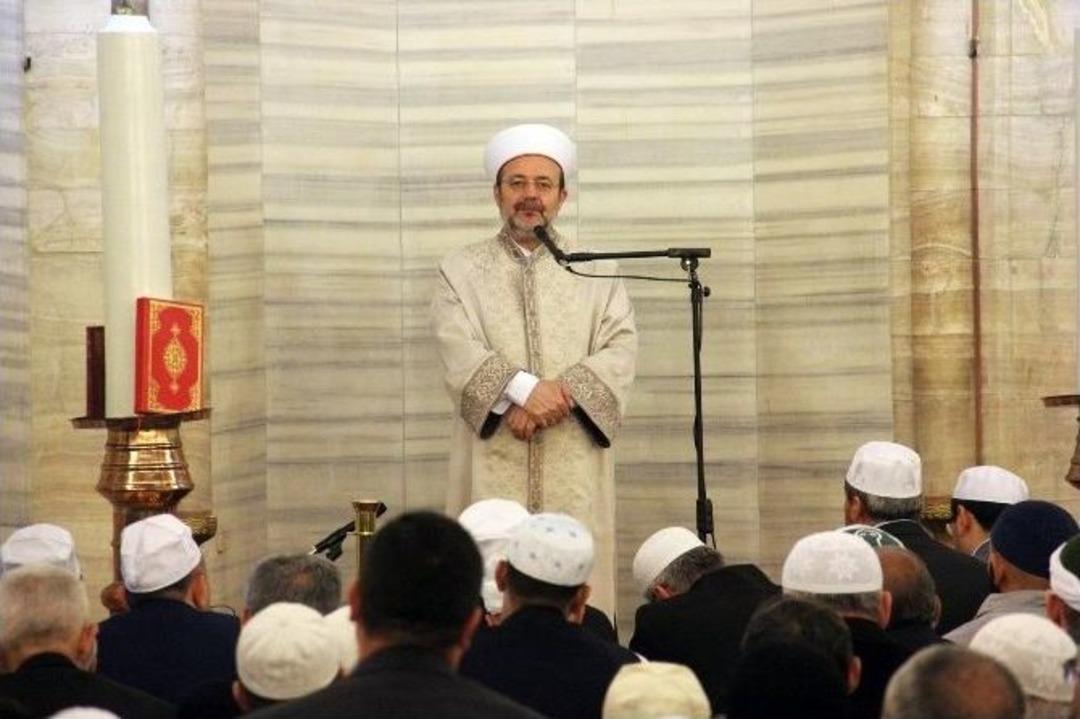 Diyanet İşleri Başkanı G&ouml;rmez, Soydaşlarla Sabah Namazı Kıldı