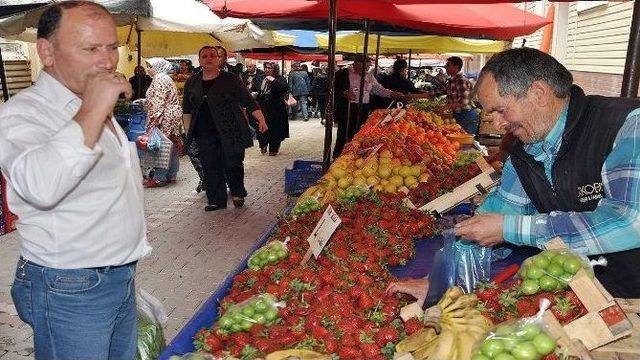 Yaz Meyveleri Tezgaha Düştü