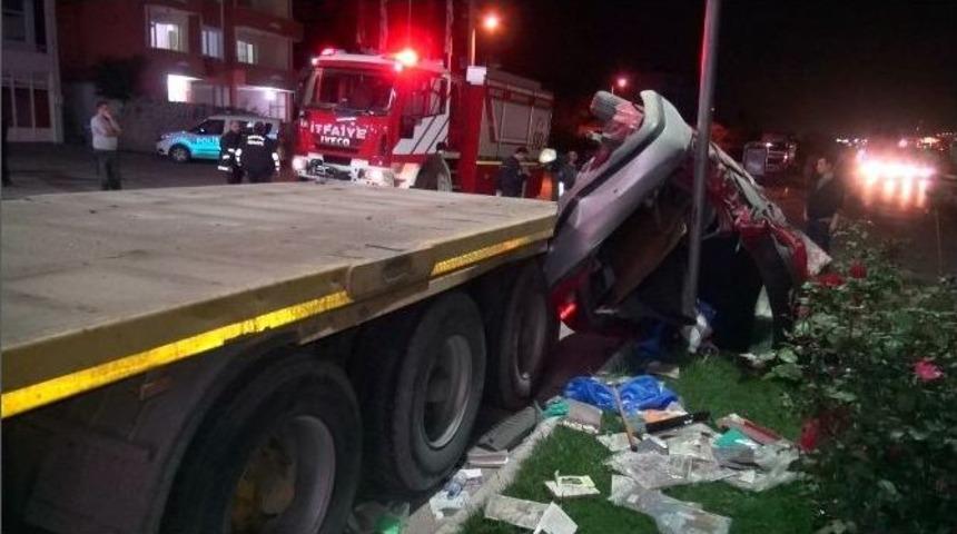 (&ouml;zel Haber) Hurdaya D&ouml;nen Otomobilden Sağ &Ccedil;ıktılar