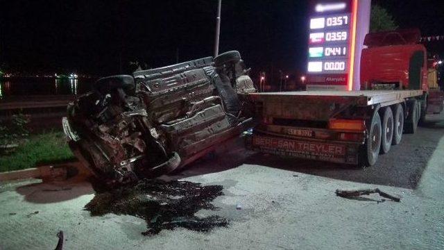 (özel Haber) Hurdaya Dönen Otomobilden Sağ Çıktılar