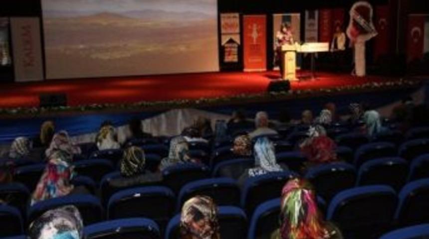 Elazığ&rsquo;da &rsquo;kadına Y&ouml;nelik Şiddet Ve Kadın Hakları&rsquo; Semineri
