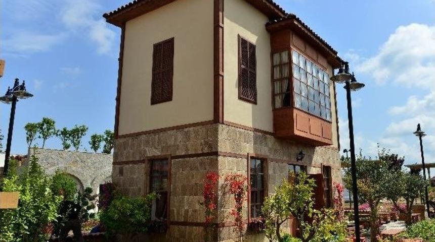 Muratpaşa, Kalei&ccedil;i Evini Expo&rsquo;ya Taşıdı