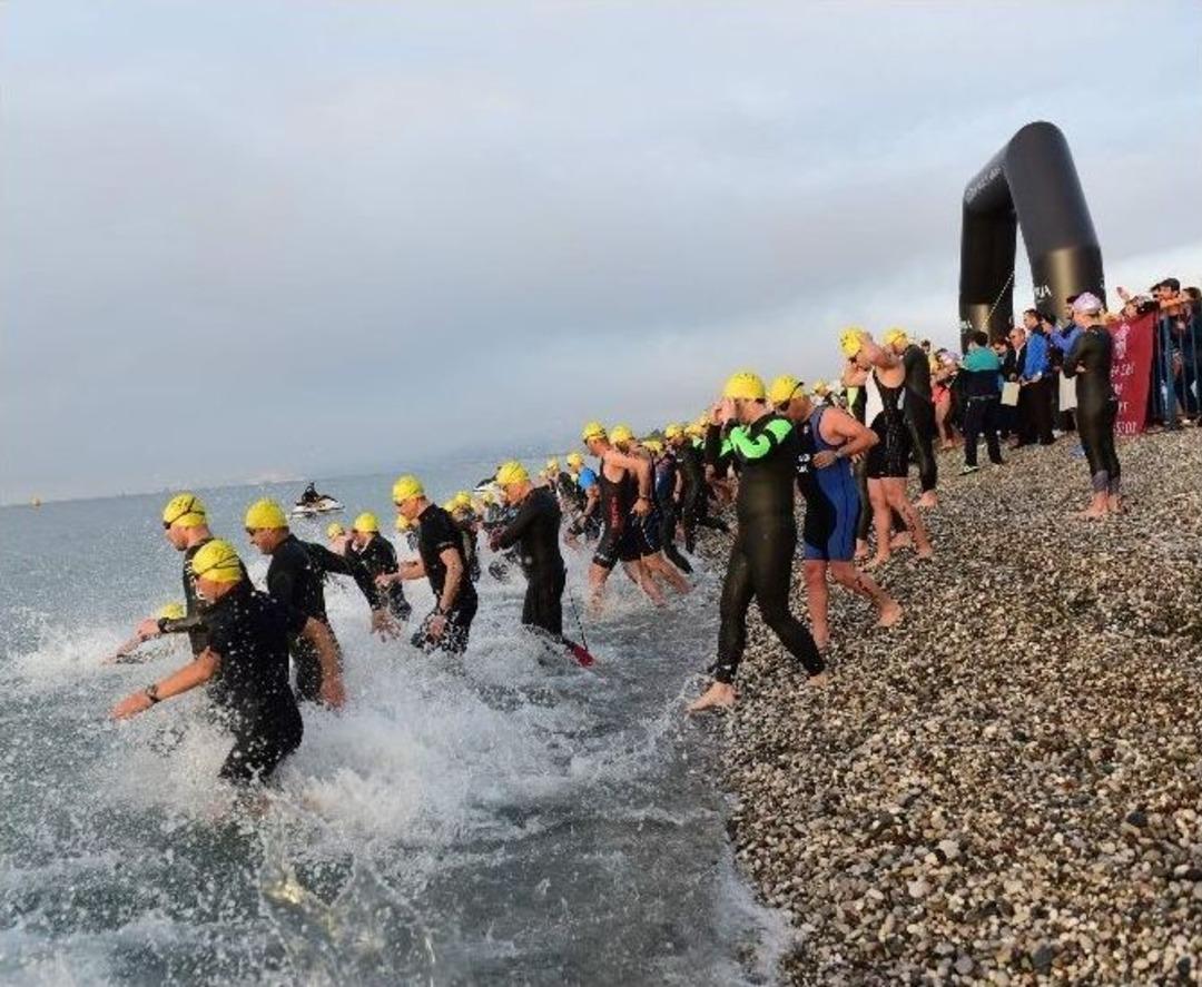 Antalya&rsquo;da Triatlon Orta Mesafe T&uuml;rkiye Şampiyonası