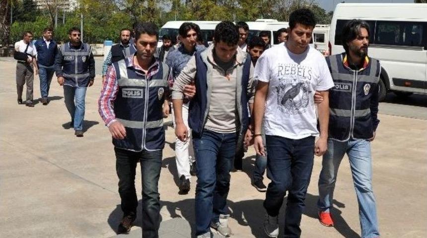 Antalya Merkezli Fet&ouml;/pdy Operasyonu Ş&uuml;phelileri Adliyede