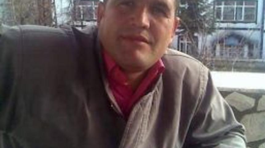 &Uuml;zerine Ağa&ccedil; D&uuml;şen Vatandaş Hayatını Kaybetti