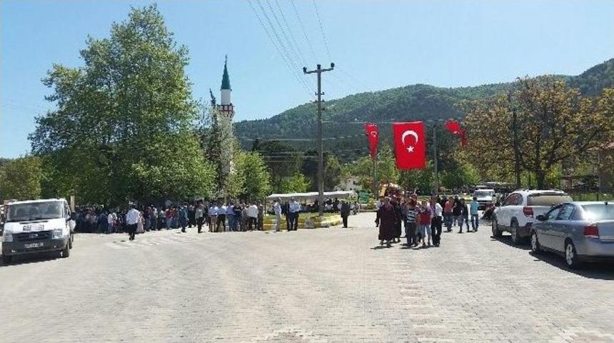 Ayhan Gider Yenice’de Hayır Yemeğine Katıldı