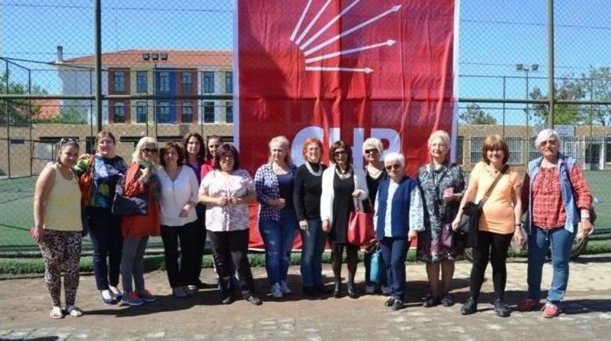 Ayvalık&rsquo;ta Chp&rsquo;li Kadınlar Kahvaltılı Toplantıda Buluştu