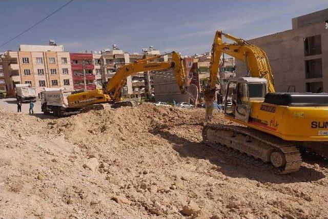 Haliliye Belediyesi Yeni Yol Açma Çalışmalarını Sürdürüyor