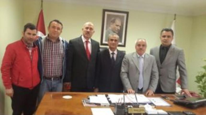 Gazetecilerden M&uuml;ft&uuml;l&uuml;ğe Kutlama Ziyareti