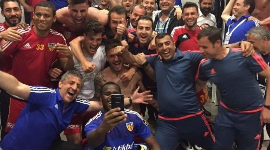 Kayserispor&rsquo;dan Galibiyet Selfie&rsquo;si