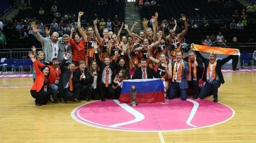 Kadınlar Euroleague&rsquo;de Şampiyon Ummc Ekaterınburg