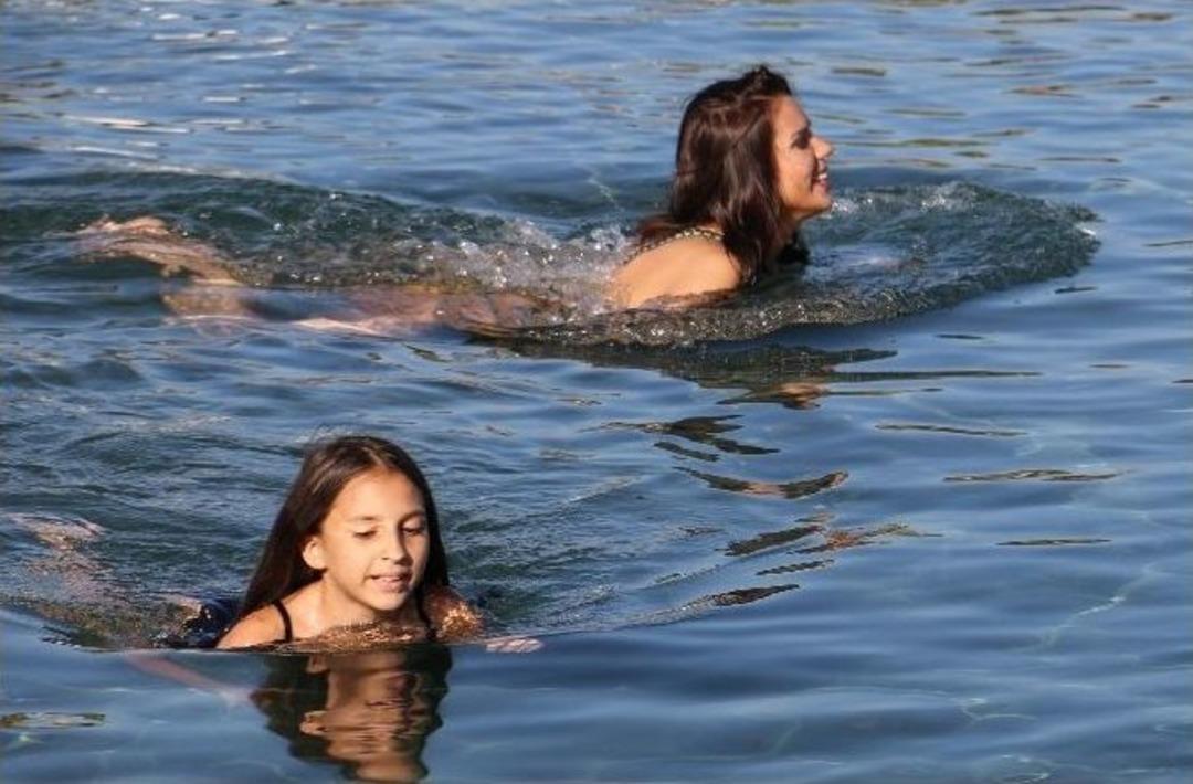 D&uuml;nyaca &Uuml;nl&uuml; Manken Lara Surol Deniz Sezonunu Bodrum&rsquo;da A&ccedil;tı