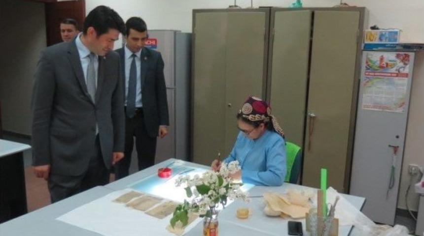 Tika&rsquo;dan T&uuml;rkmenistan Milli El Yazmaları Enstit&uuml;s&uuml;&rsquo;ne Ekipman Desteği